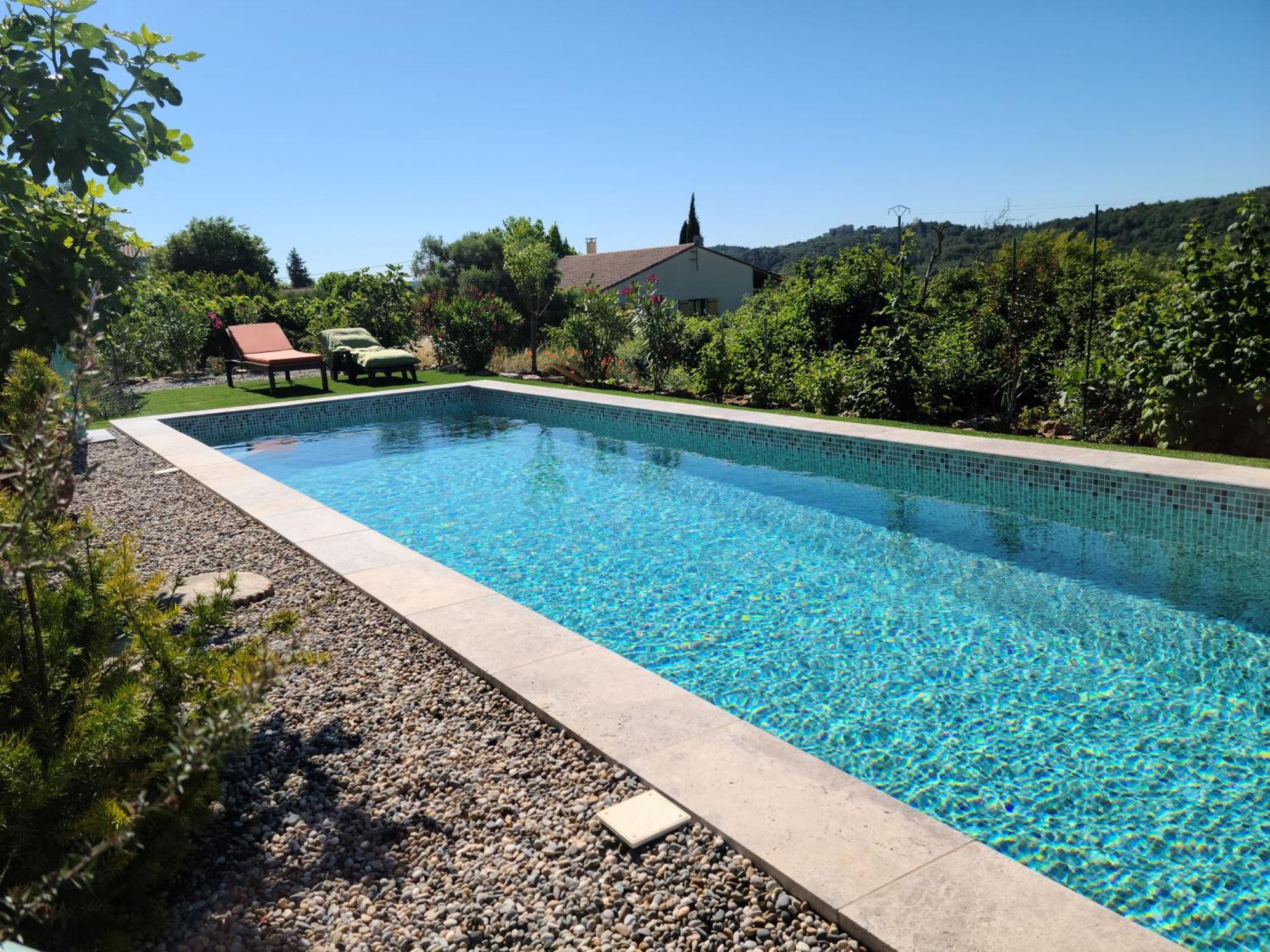 Les Papillons D'Uzes Bed and Breakfast Saint-Laurent-la-Vernède Buitenkant foto